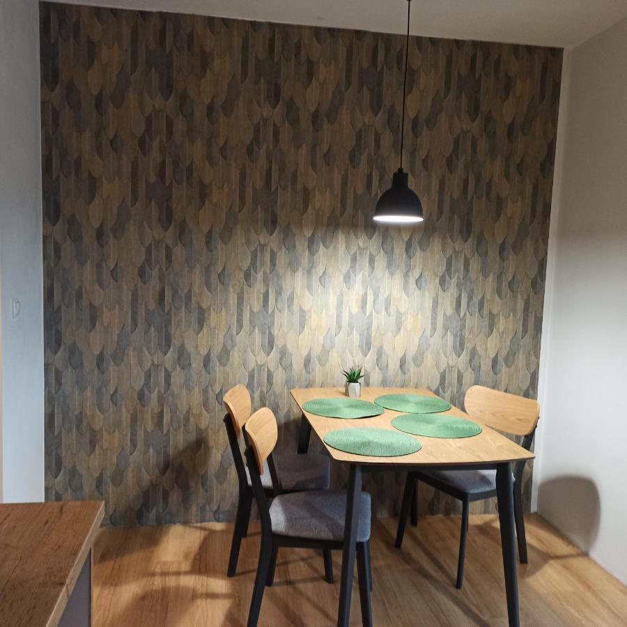 Pojezierze Waleckie Kusi Atrakcjami Apartment Walcz Ngoại thất bức ảnh